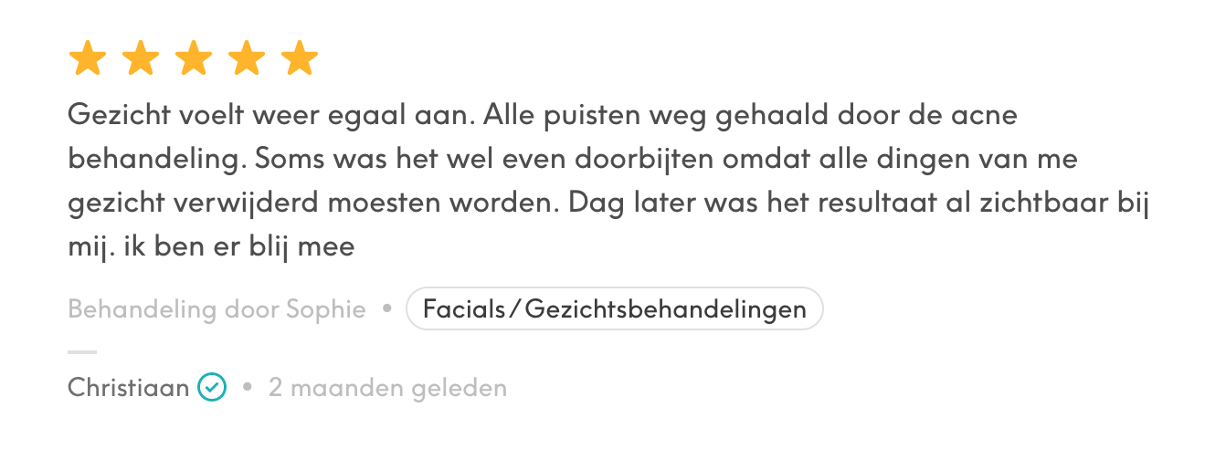 Een recensie in een vreemde taal met vijf sterren