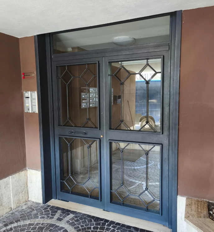 portoncino blindato condominio