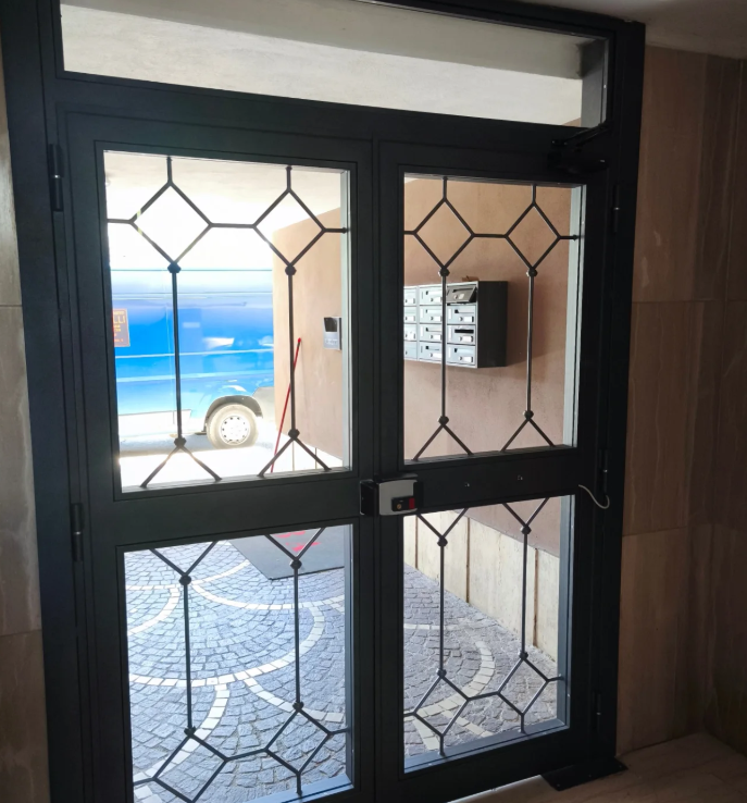 portoncino blindato condominio