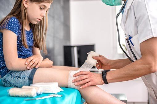 Knee and Shoulder Surgeon — Little Girl with Knee Injury in Lake Success, NY