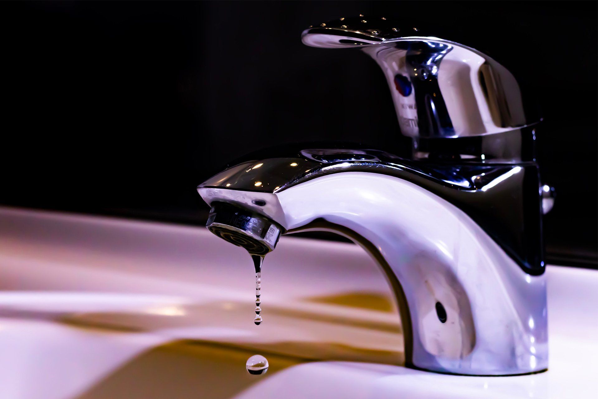 Video – How Much Water Does a Leaky Faucet Waste? Find Out!