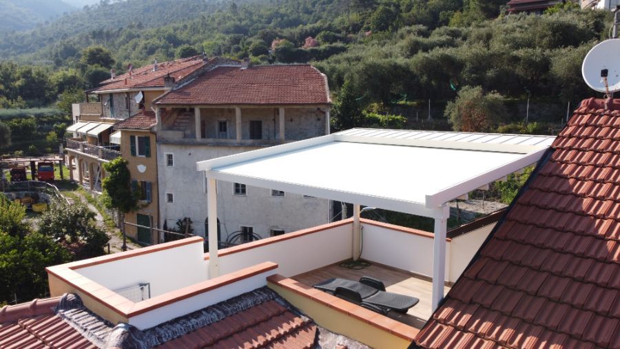 pergolato per attico su misura