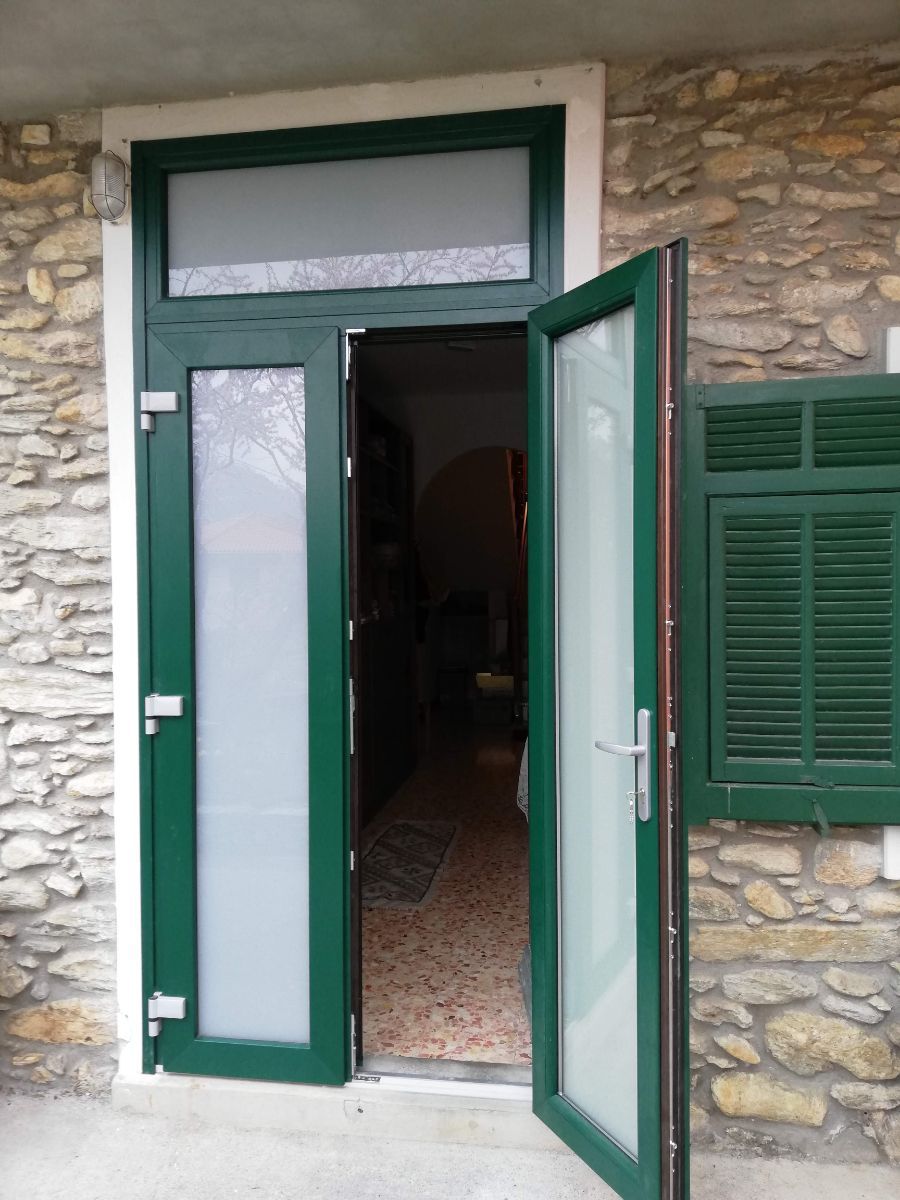 vasta gamma di porte blindate eleganti