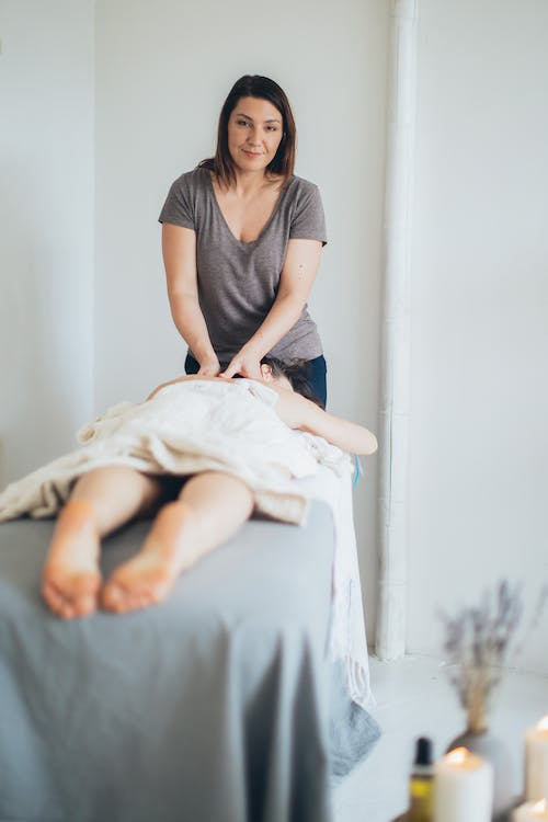 Expert Doing Back Massage