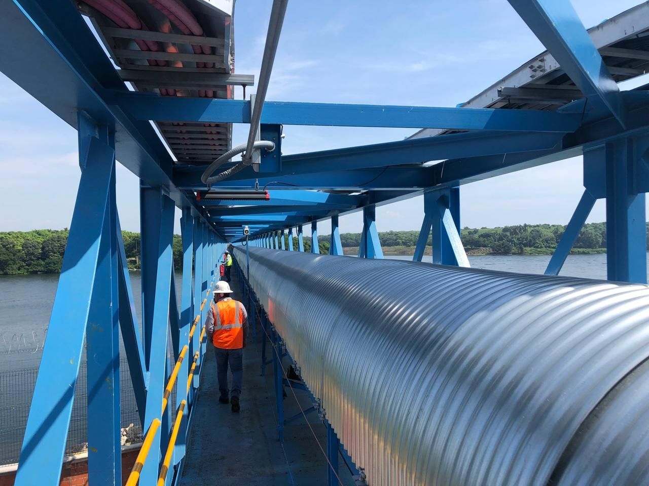 Medición de espesores de acero, líquidos penetrantes, partículas magnéticas, corrientes de Eddy.