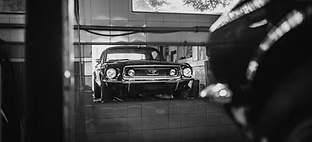 vintage car in garage | Gramenzi Auto Service