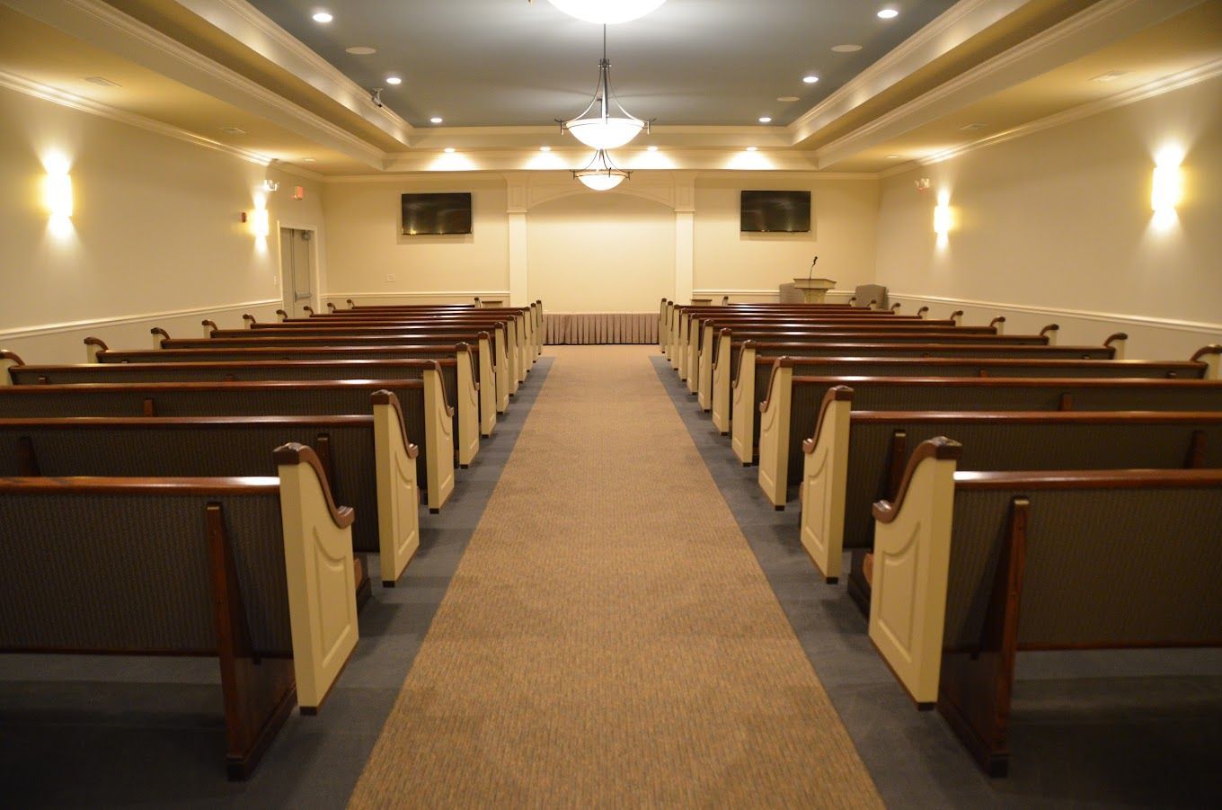 Chapel for Sumner Funeral & Cremation Lakeside in Hendersonville, KY