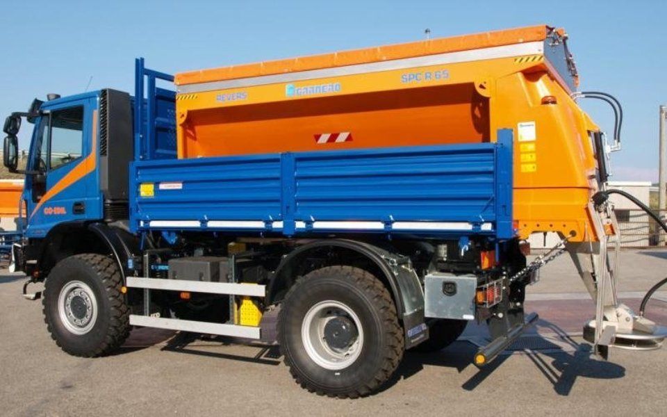 Camion spargisale