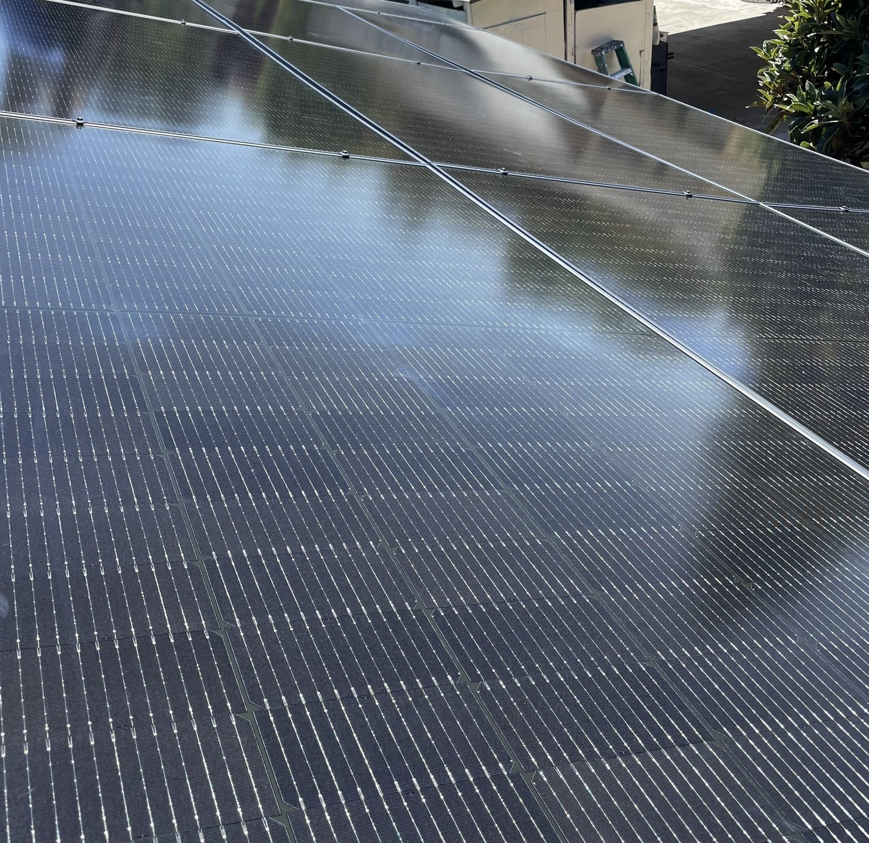 405w QCell Solar Panels
