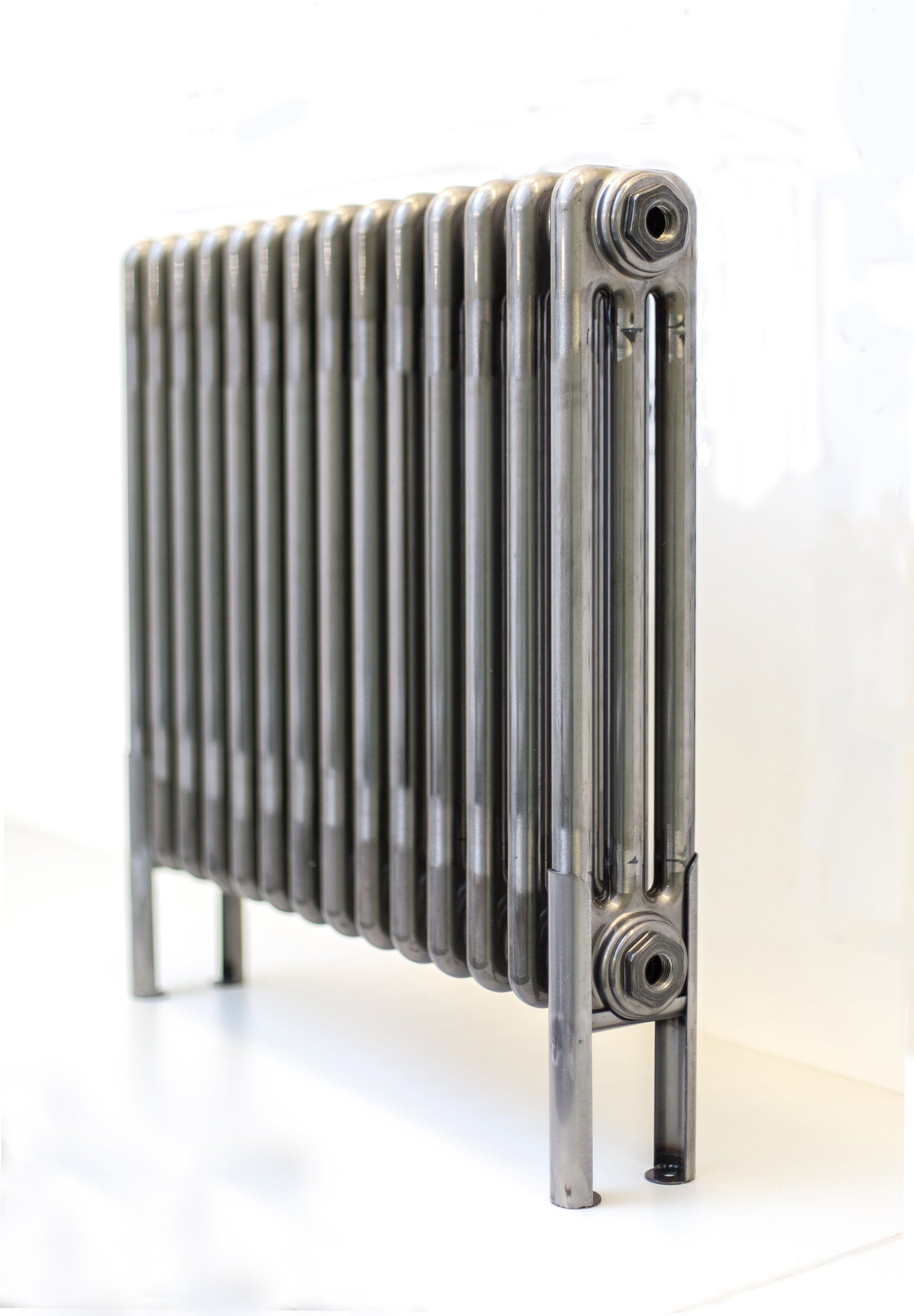 Core lacquered steel electric radiator