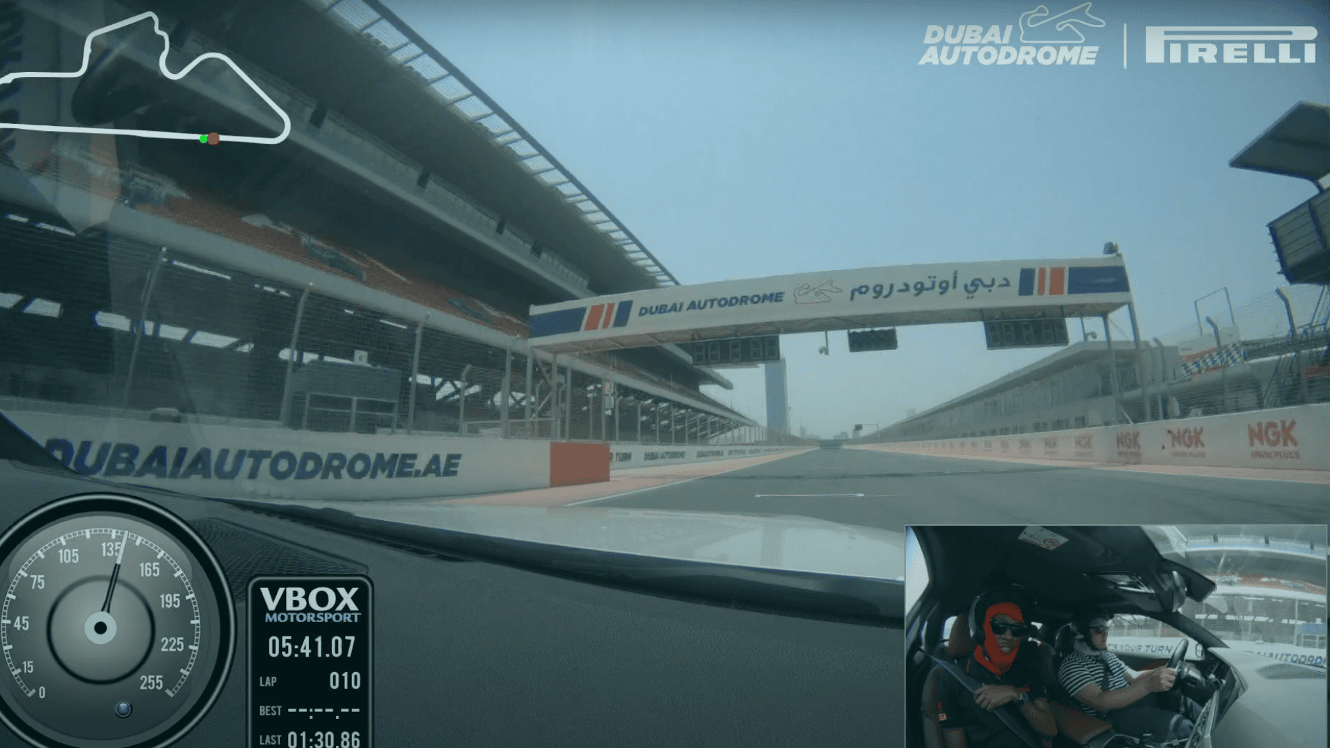 dubai autodrome driving experience