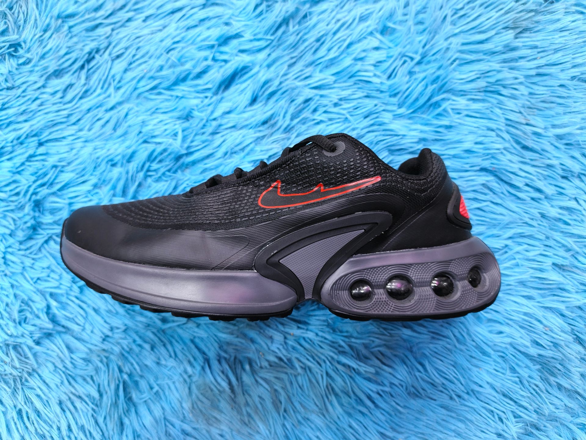 NIKE AIR MAX Dn SE IMPORTADA