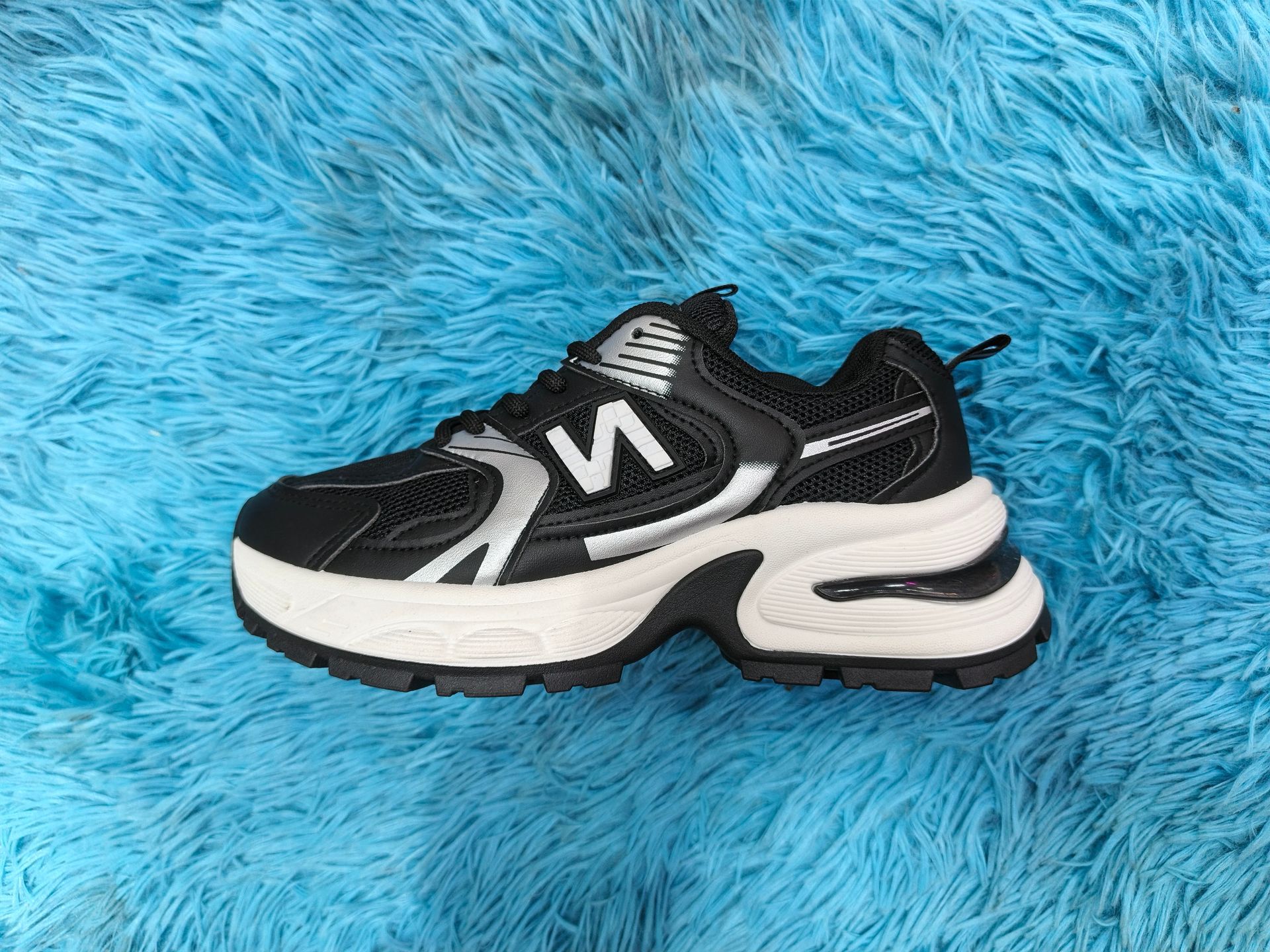 NEW BALANCE 530 PLATAFORMA