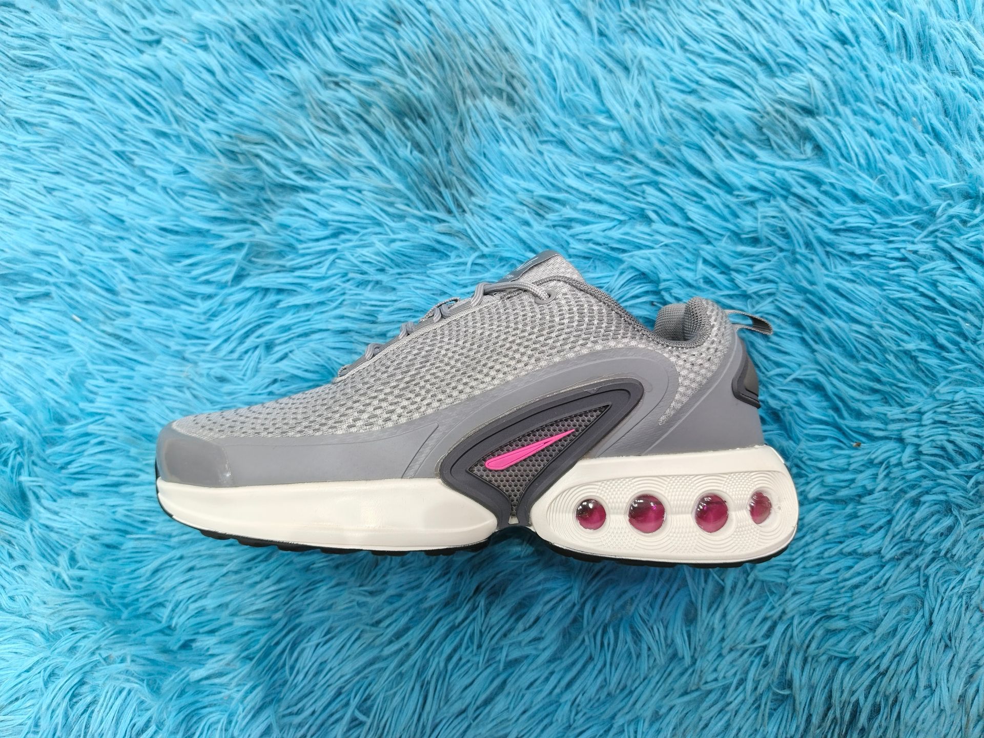 NIKE AIR MAX DN SE DAMA