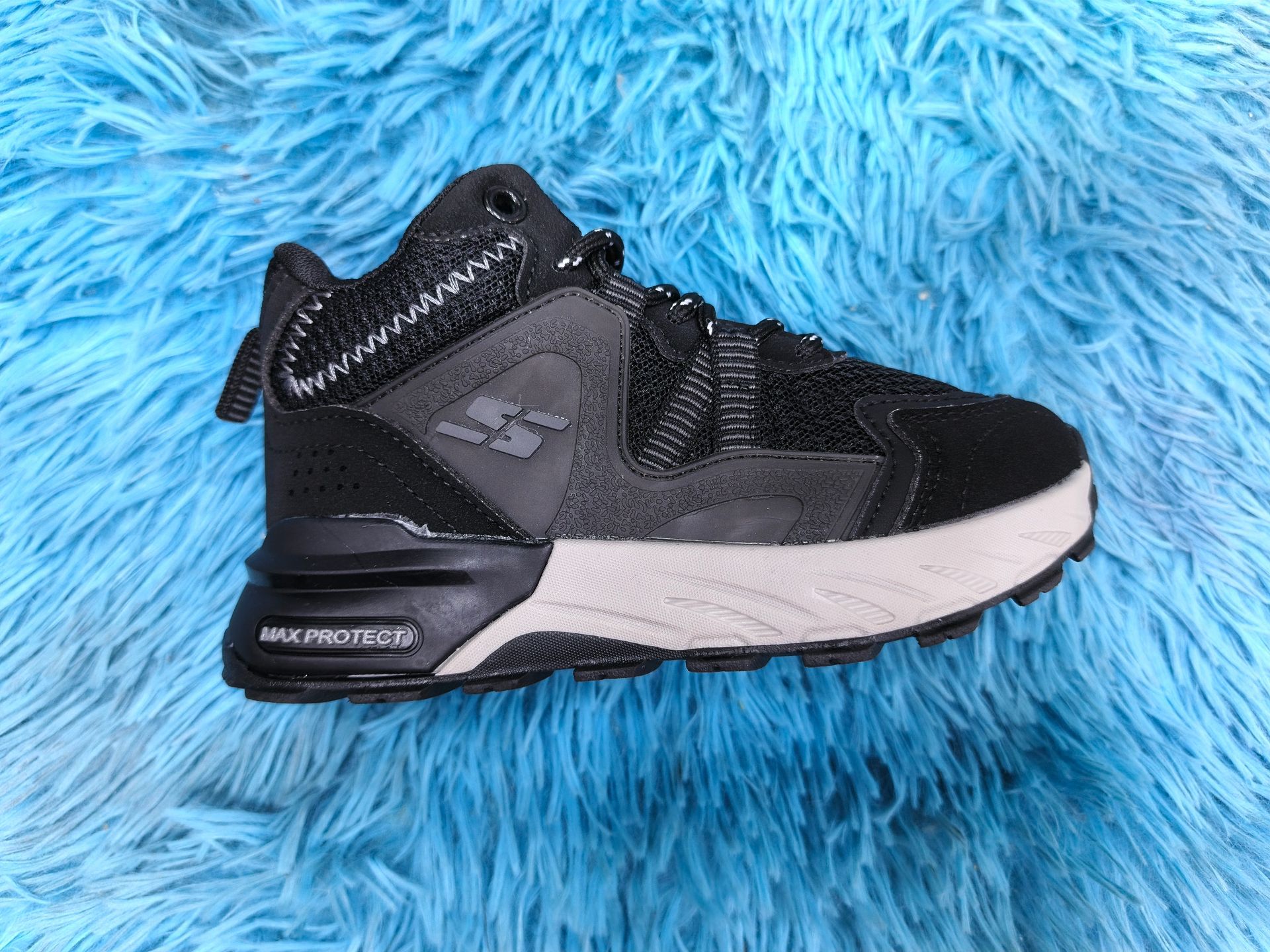 BOTA SKECHERS PARA NIÑOS