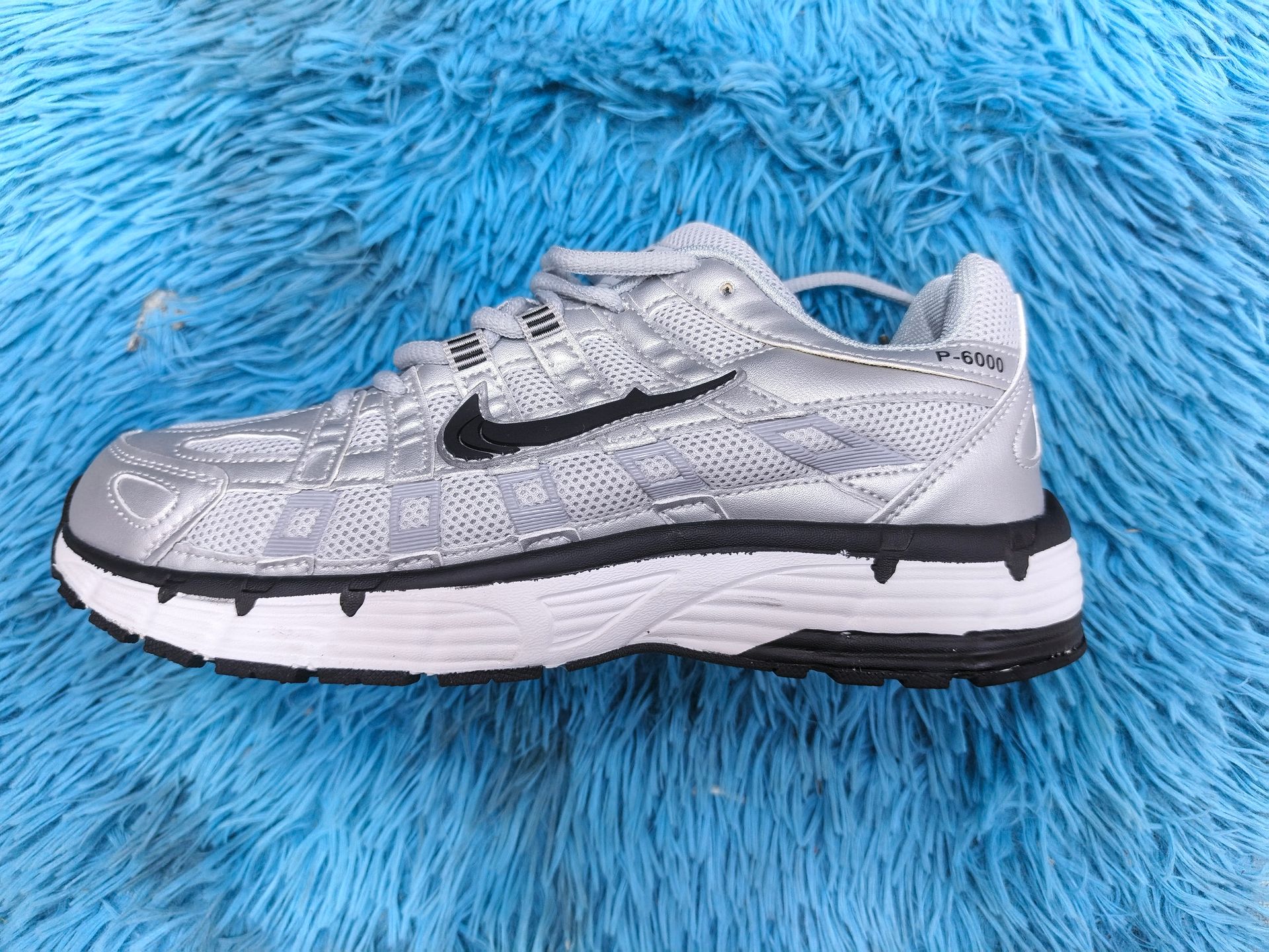 NIKE P-6000 IMPORTADAS