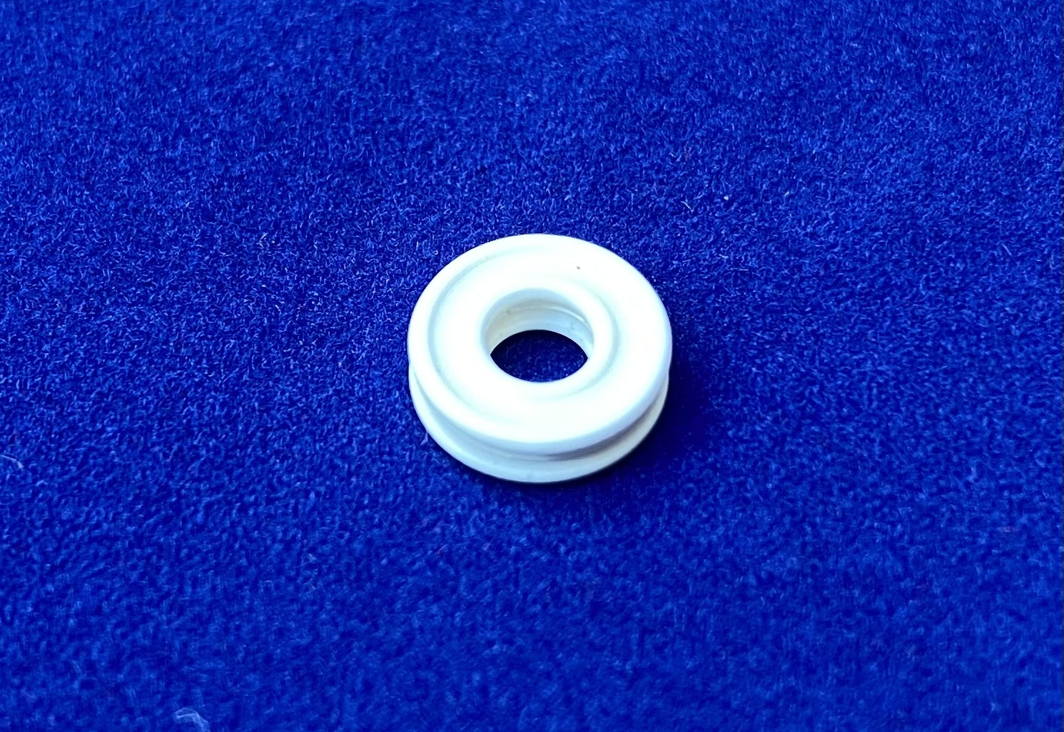 white-q-ring