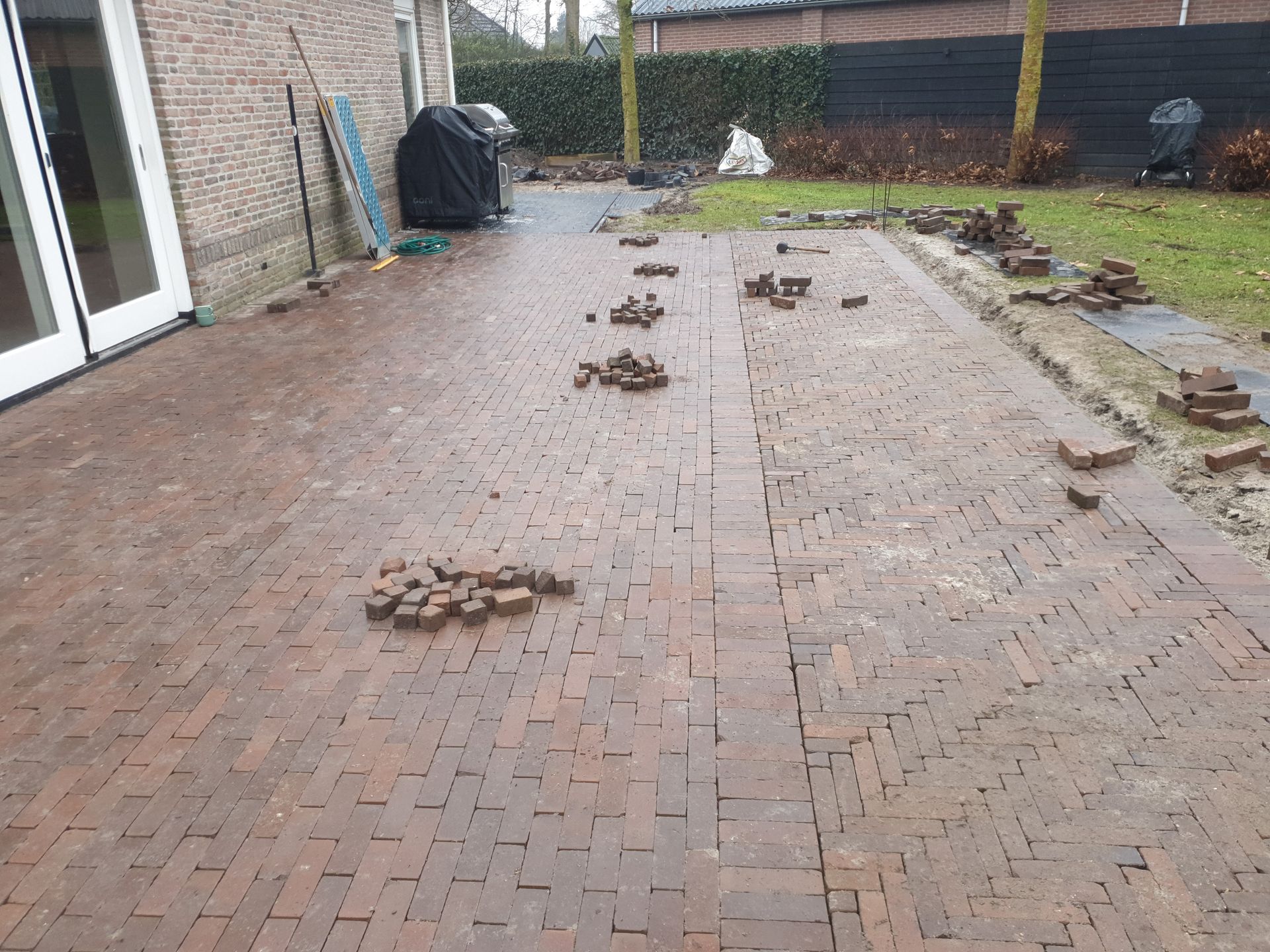 Aanleg gebakken dikformaat en waaltjes