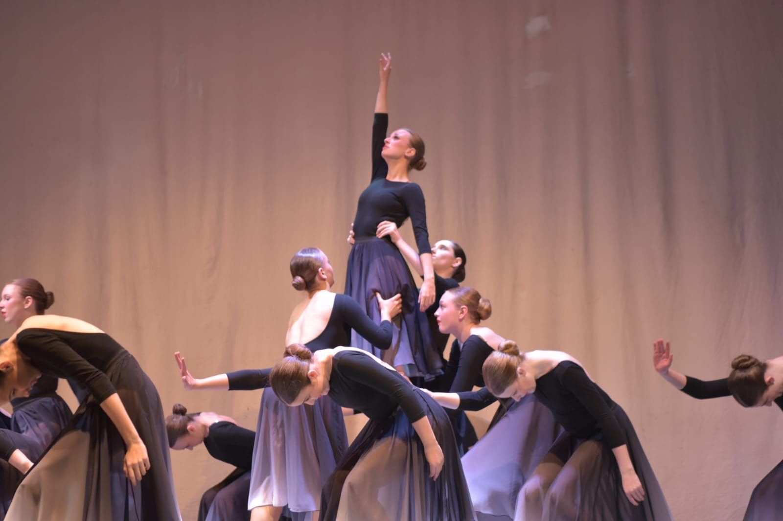 contemporary dance classes in bridgend