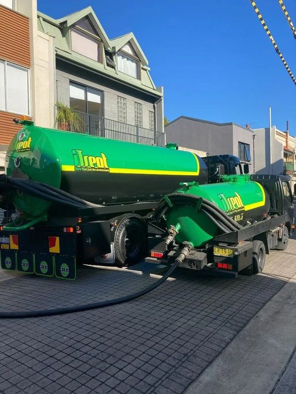 Temporary fencing around a park