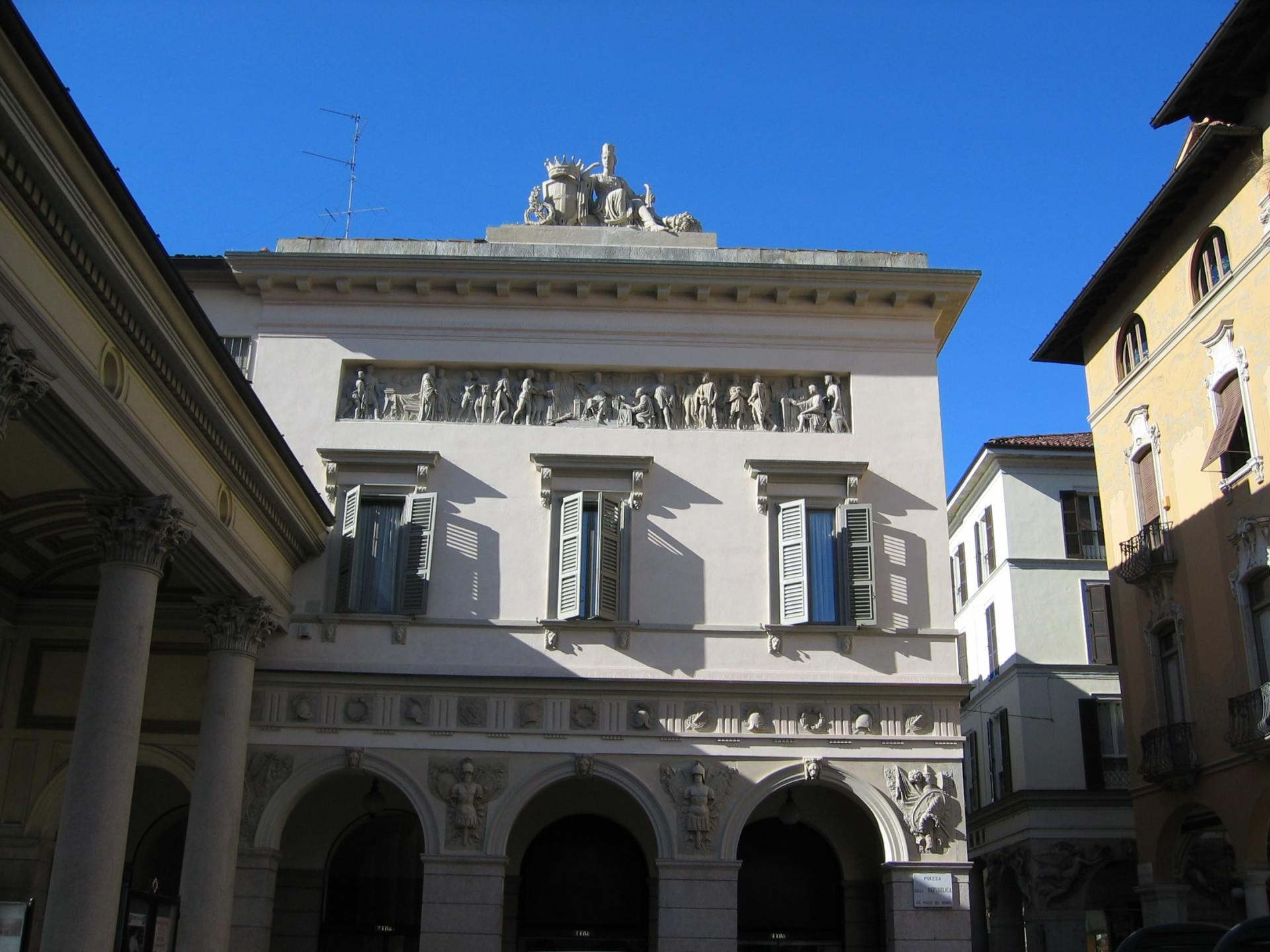 Ristrutturazione facciata Storica Novara dopo dell'intervento di ristrutturazione