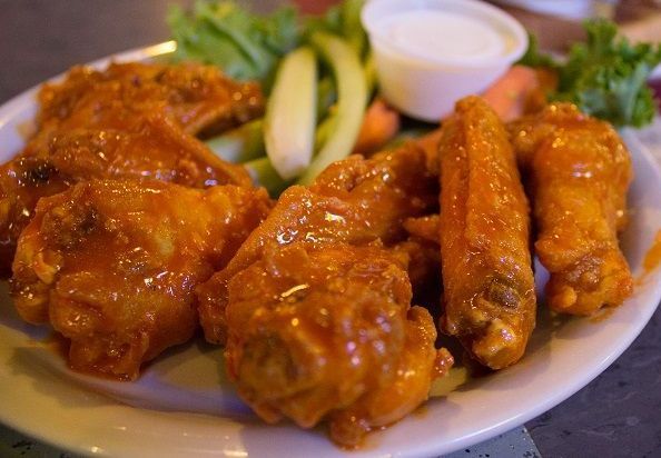 a photo of denvers #1 wings at swankys