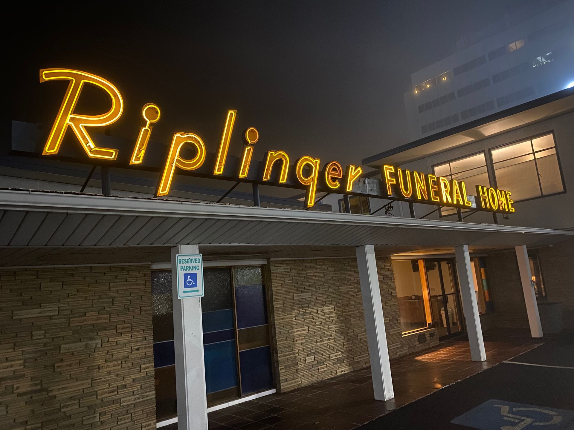 Riplinger Funeral Home & Crematory in Spokane