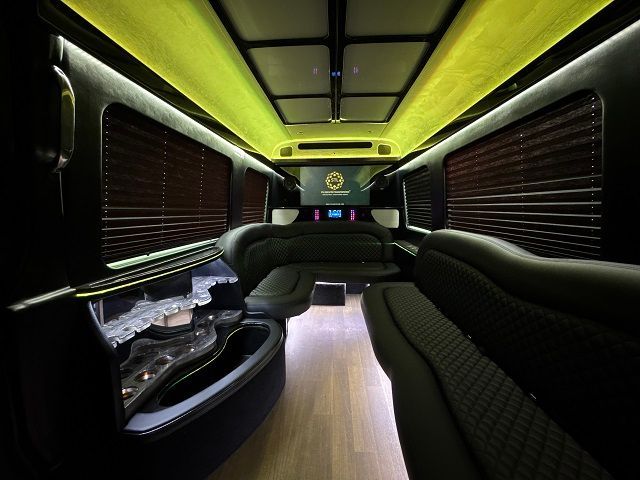 Sprinter Limo interior