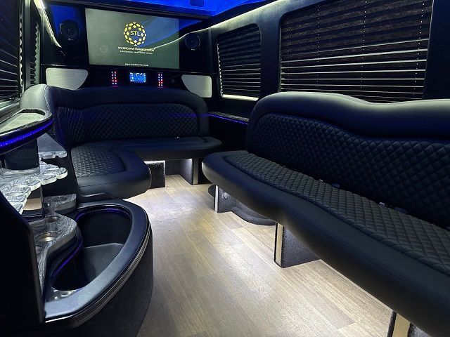 STL Executive Limo Sprinter