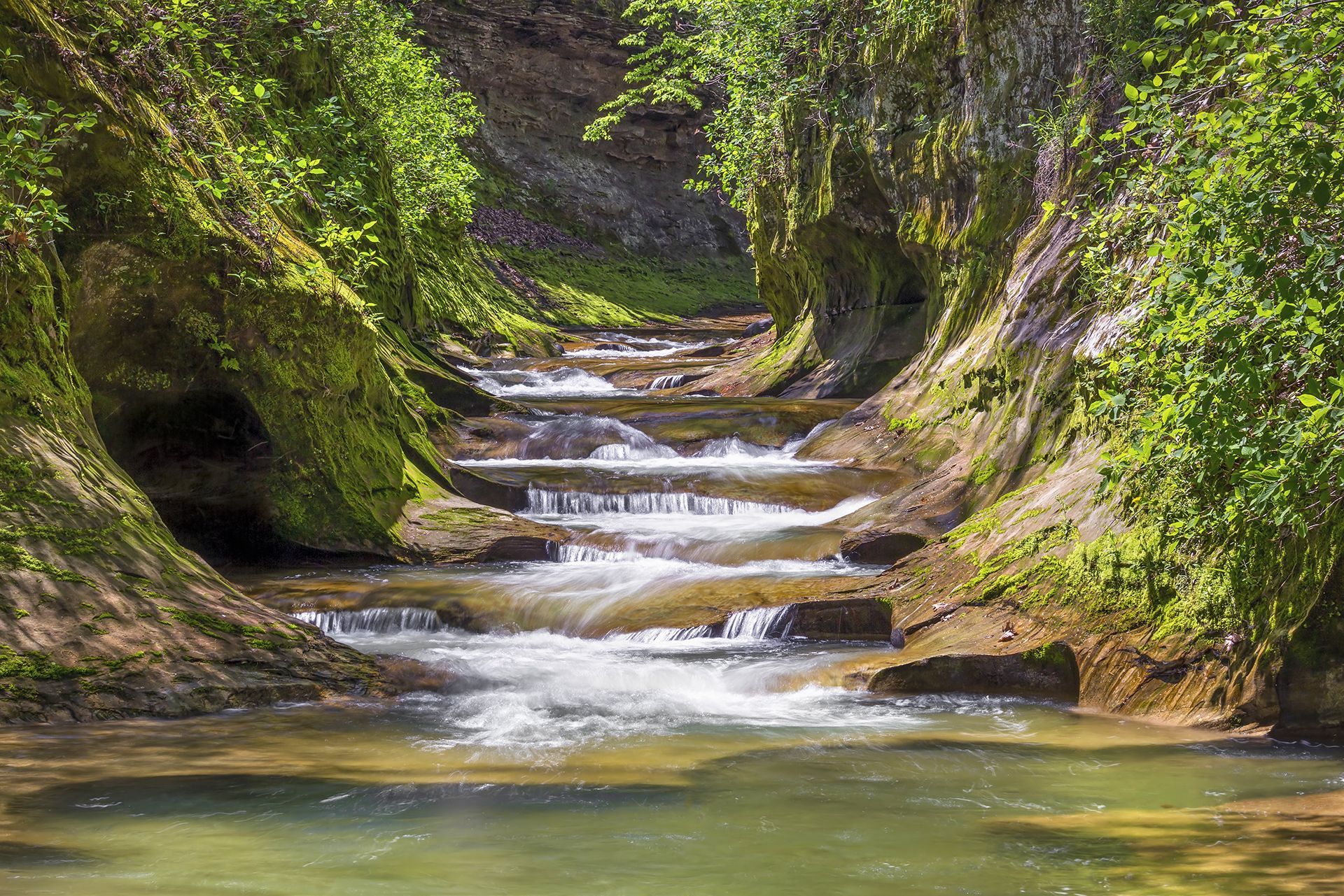 Waterfall near Williamsport Indiana