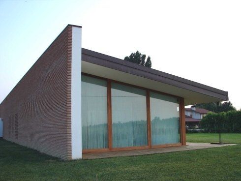 abitazione moderna con impianto energetico ecosostenibile