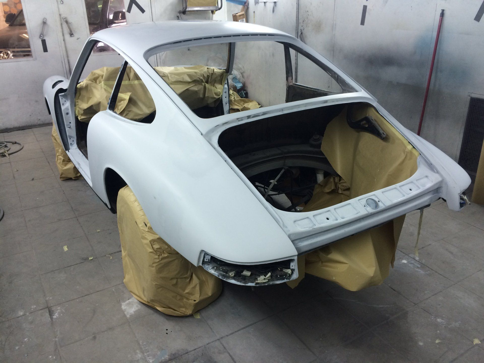 car body repair and repainting work