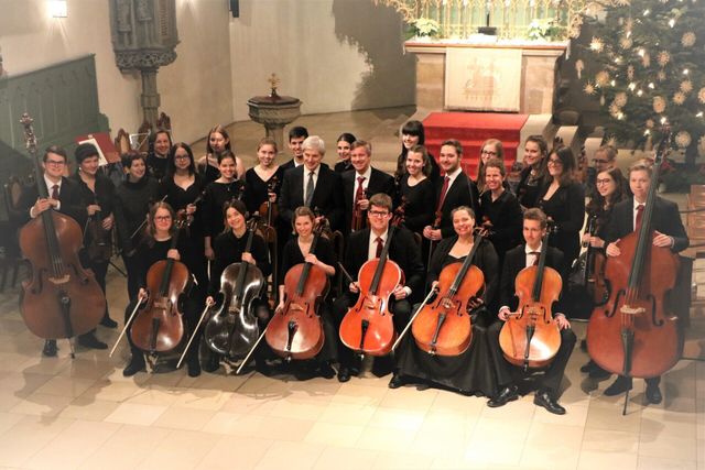 Christmas Orchestra 2022 76226 15 March 2022