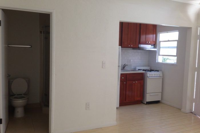 1232 Spanish Bungalow Interior