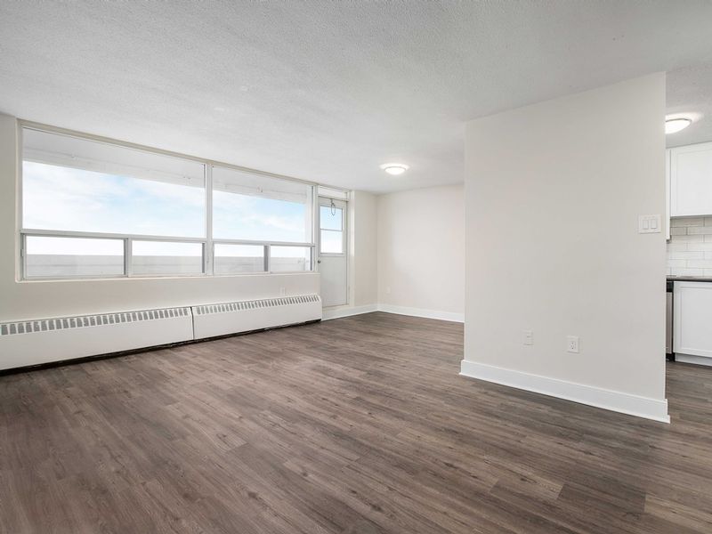 Renovated Suites For Rent in Stouffville 7 Albert St.