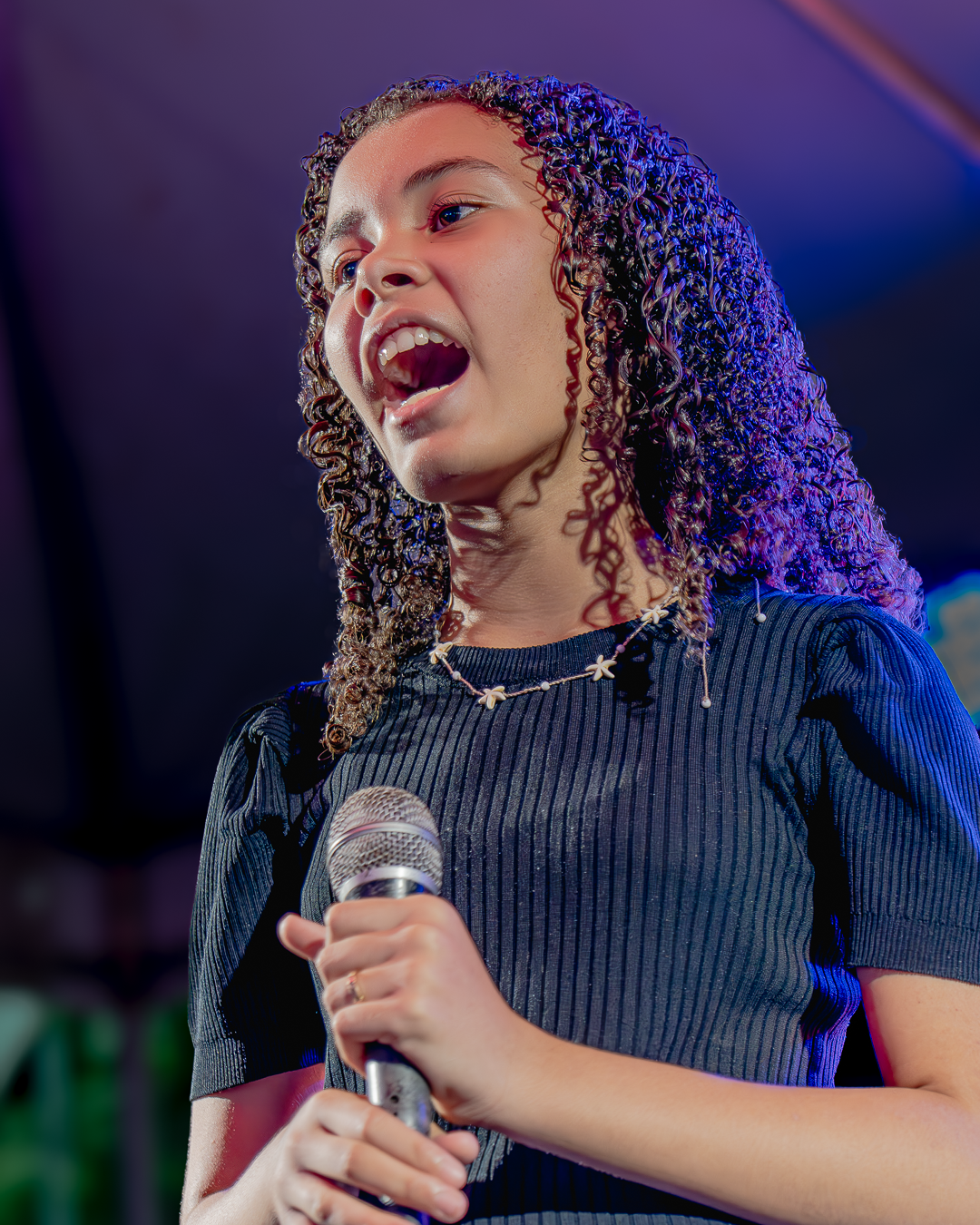 No último sábado, a Praça Dr. Acrísio Alvarenga ganhou ainda mais brilho com a apresentação do Coral