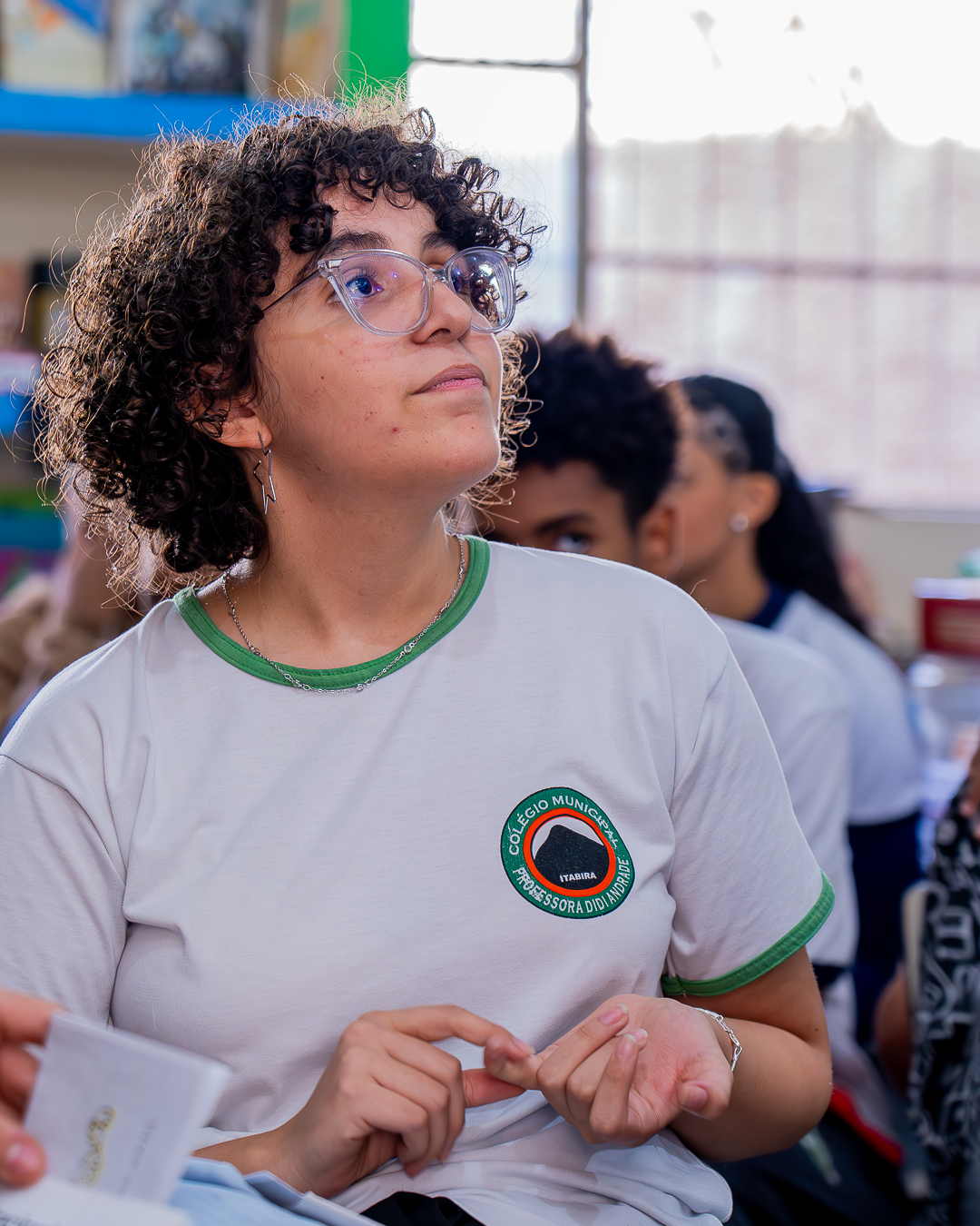 Hoje, o encanto das palavras tomou conta da nossa escola! ?
Na Hora da Poesia, nossos alunos mostra