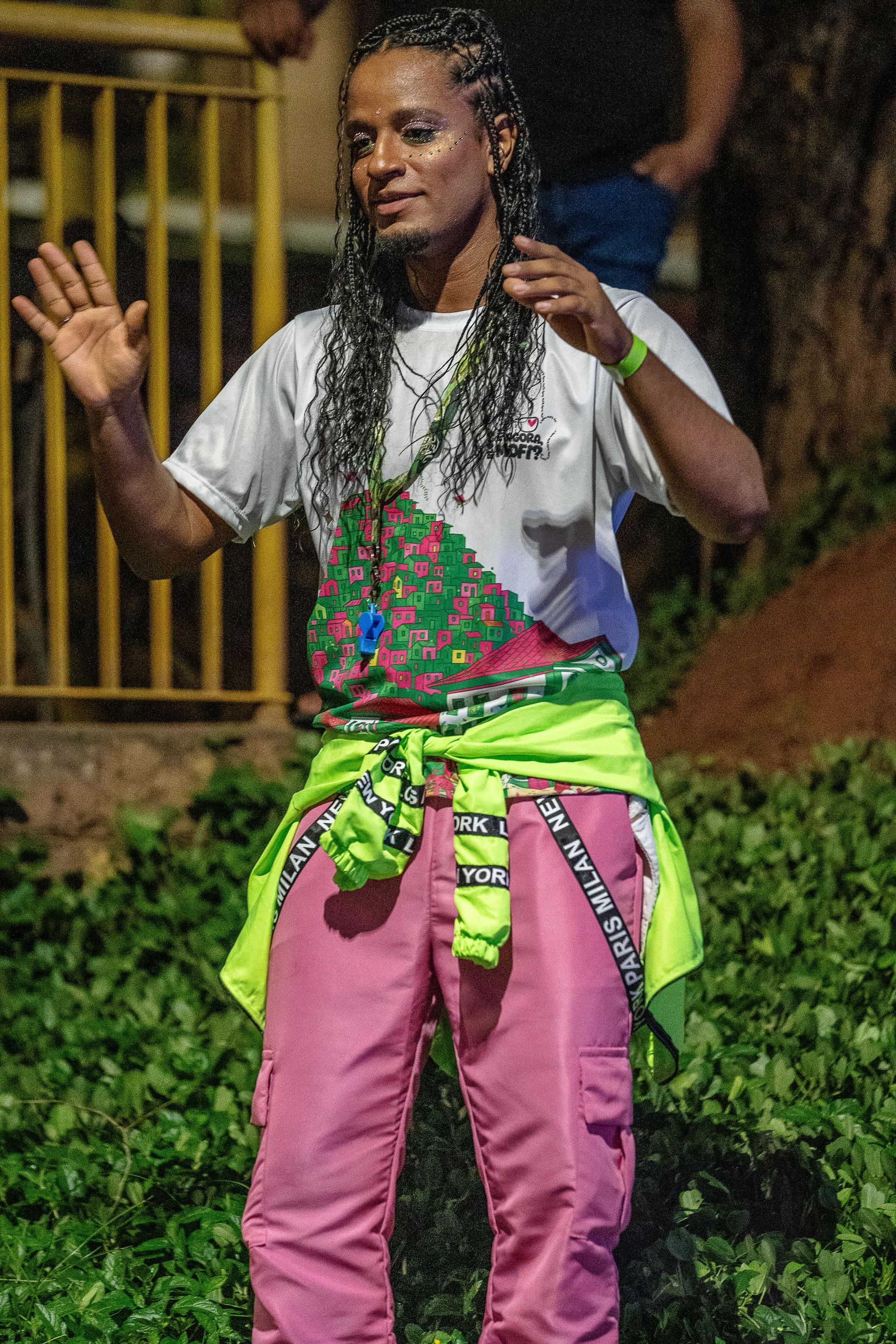 O desfile do bloco “E agora, Mofi?” transformou o circuito em um verdadeiro baile. Em homenagem ao f