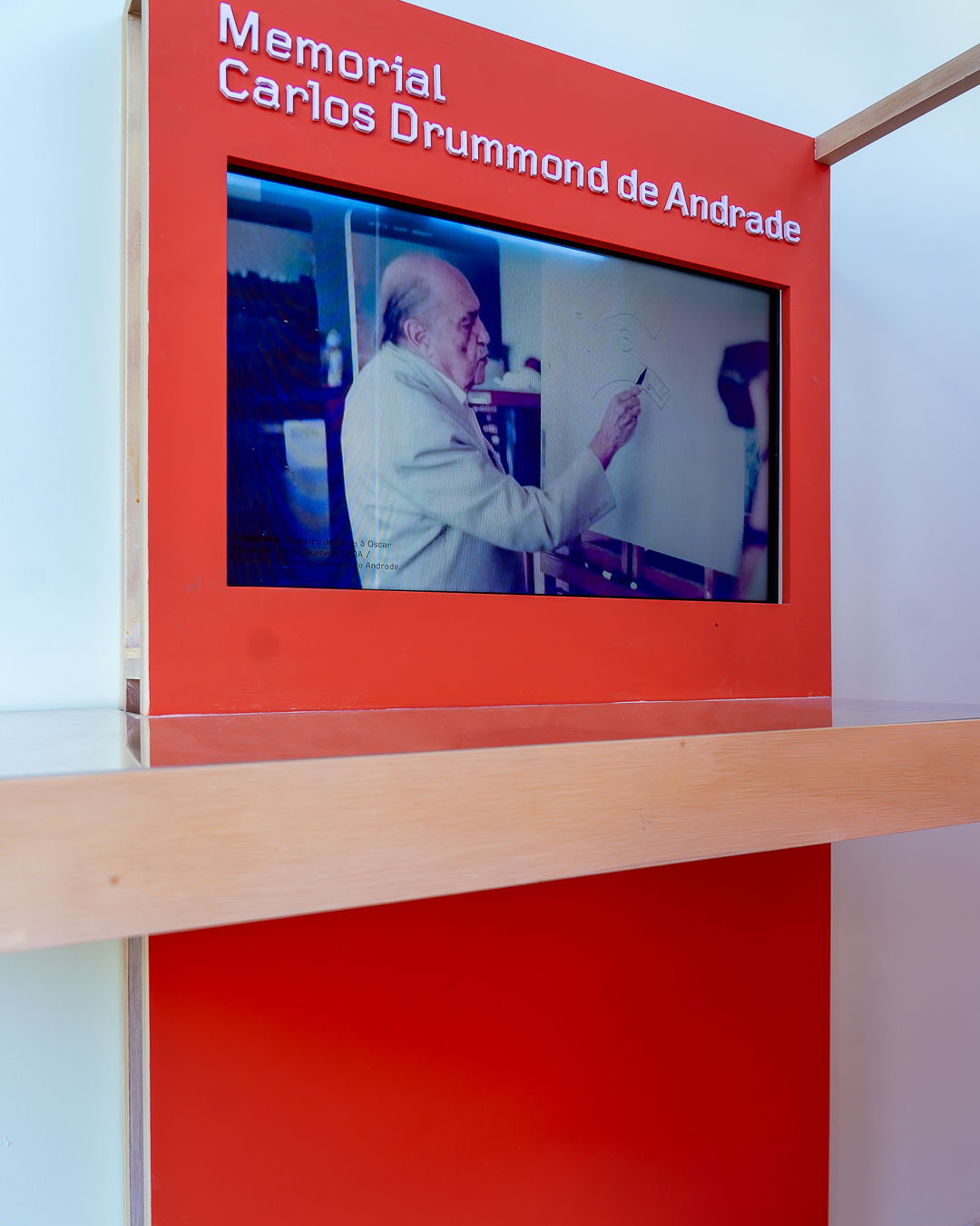  FCCDA 40+: uma viagem pela memória de Itabira ✨
Sob a curadoria do artista Marconi Drummond, esta e