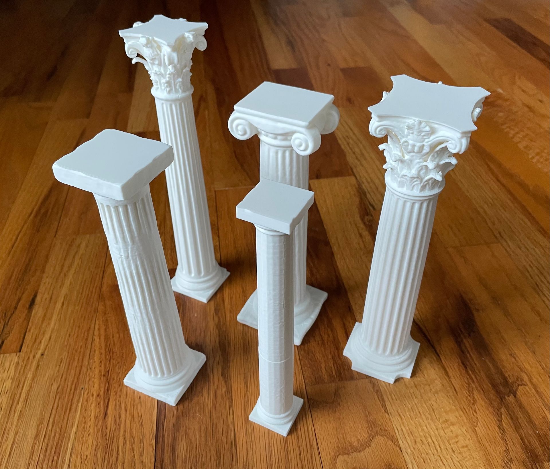 3d prints of the words dust brand