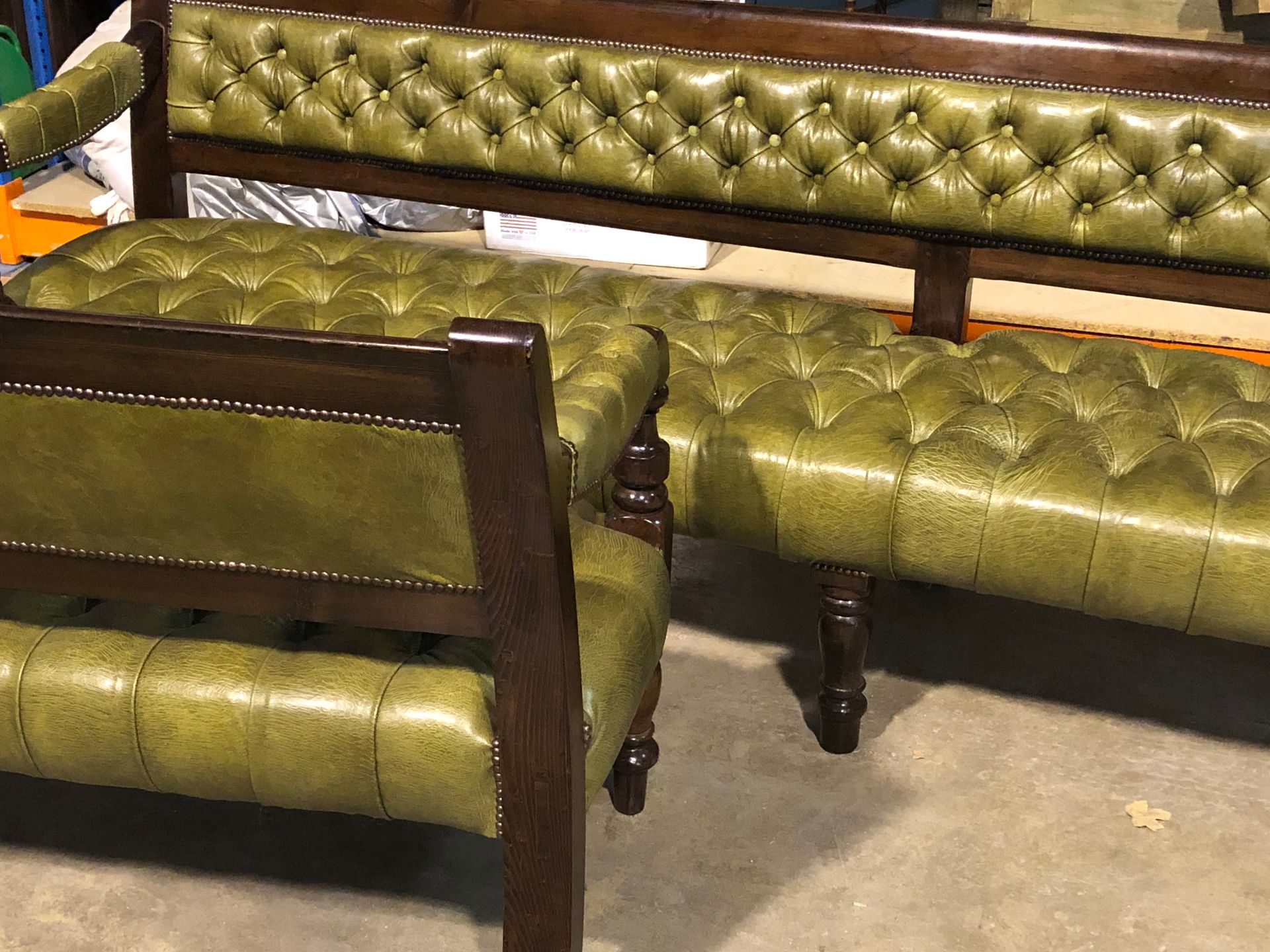 deep buttoned long benches green leather