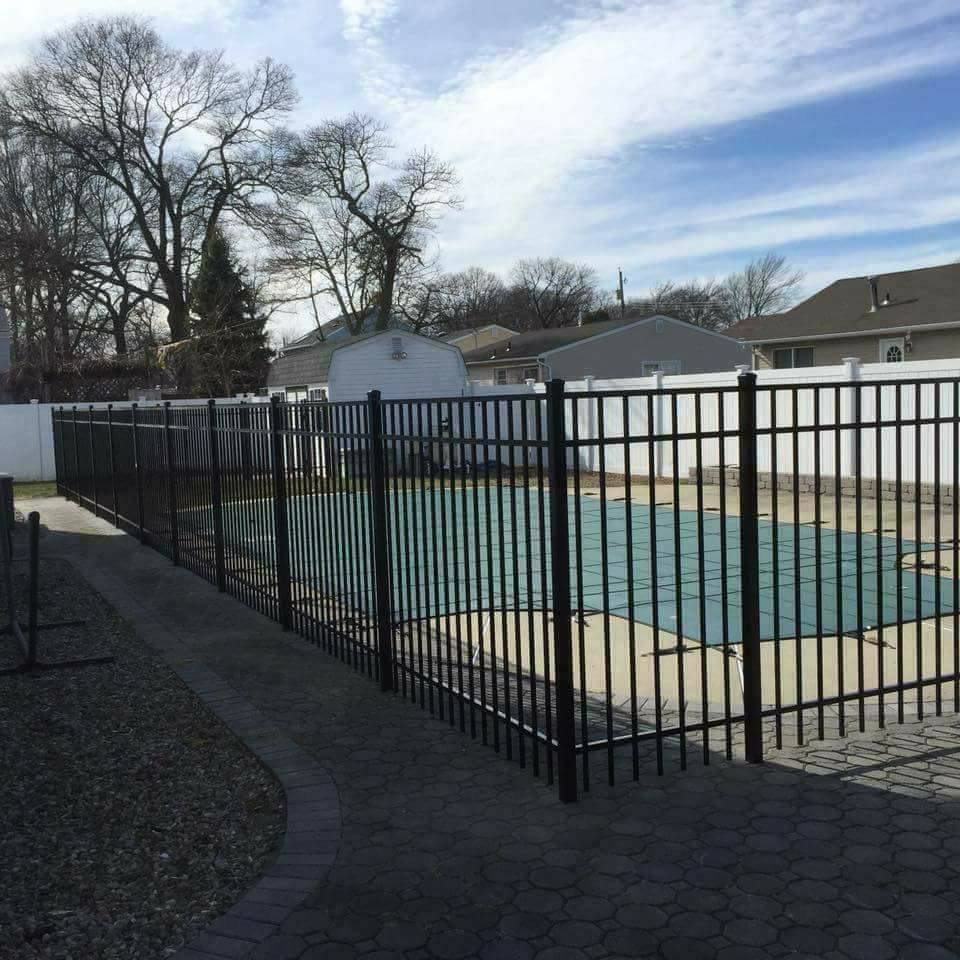 How To Select The Best Fence For Your Needs in Monmouth County, New Jersey