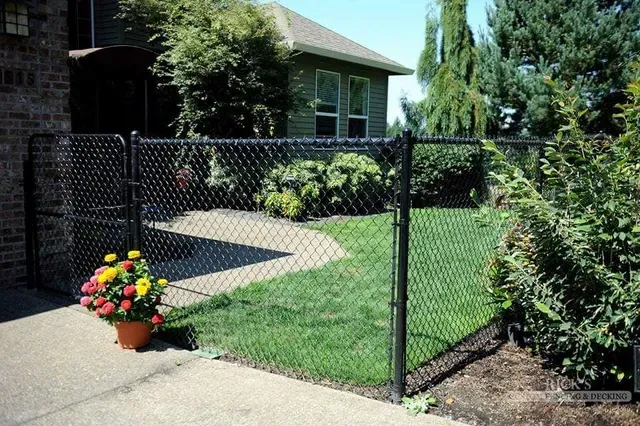 local fence companies Middletown NJ