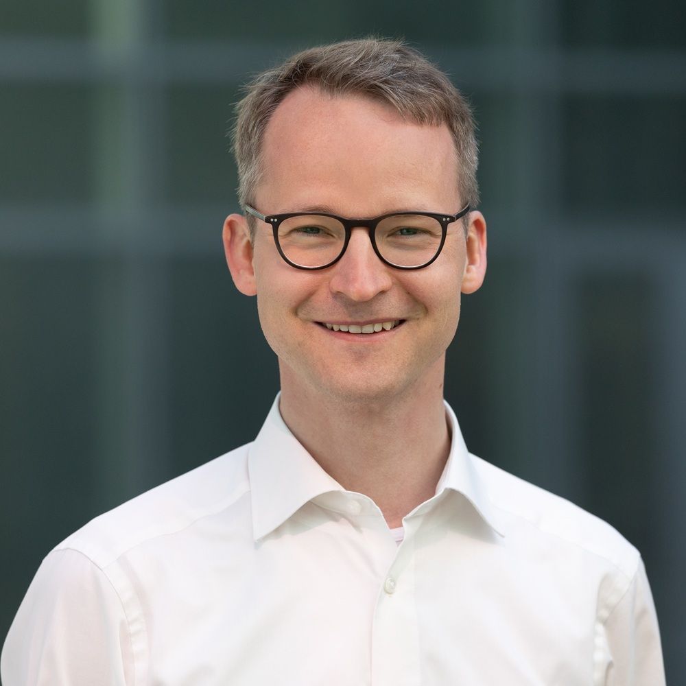 Dr. Karl-Peter Fritz