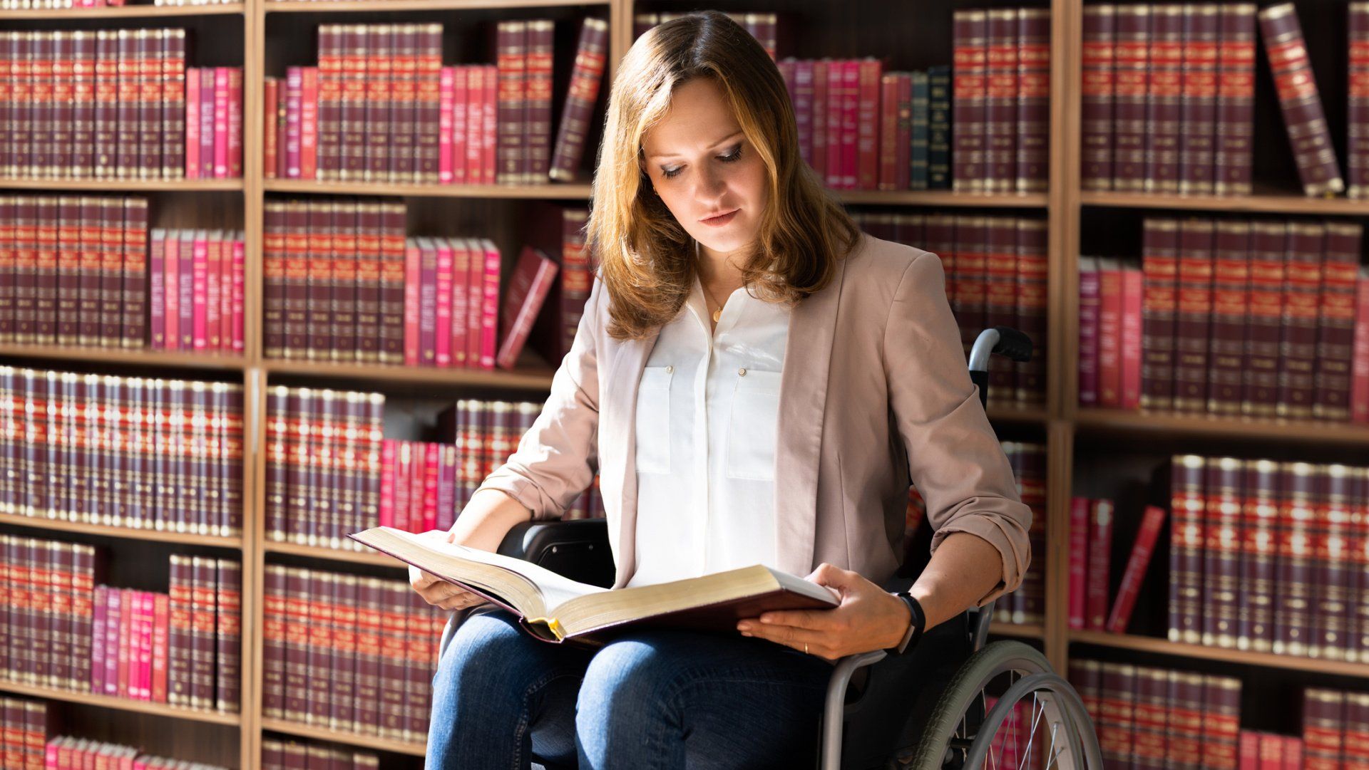 Female Attorney on Wheelchair - Jonesboro, AR - Bartels, Sherman & Wallace