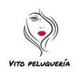 Un logotipo para una peluquería con cara y cabello de mujer.