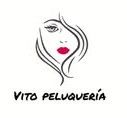 Un logotipo para una peluquería con cara y cabello de mujer.