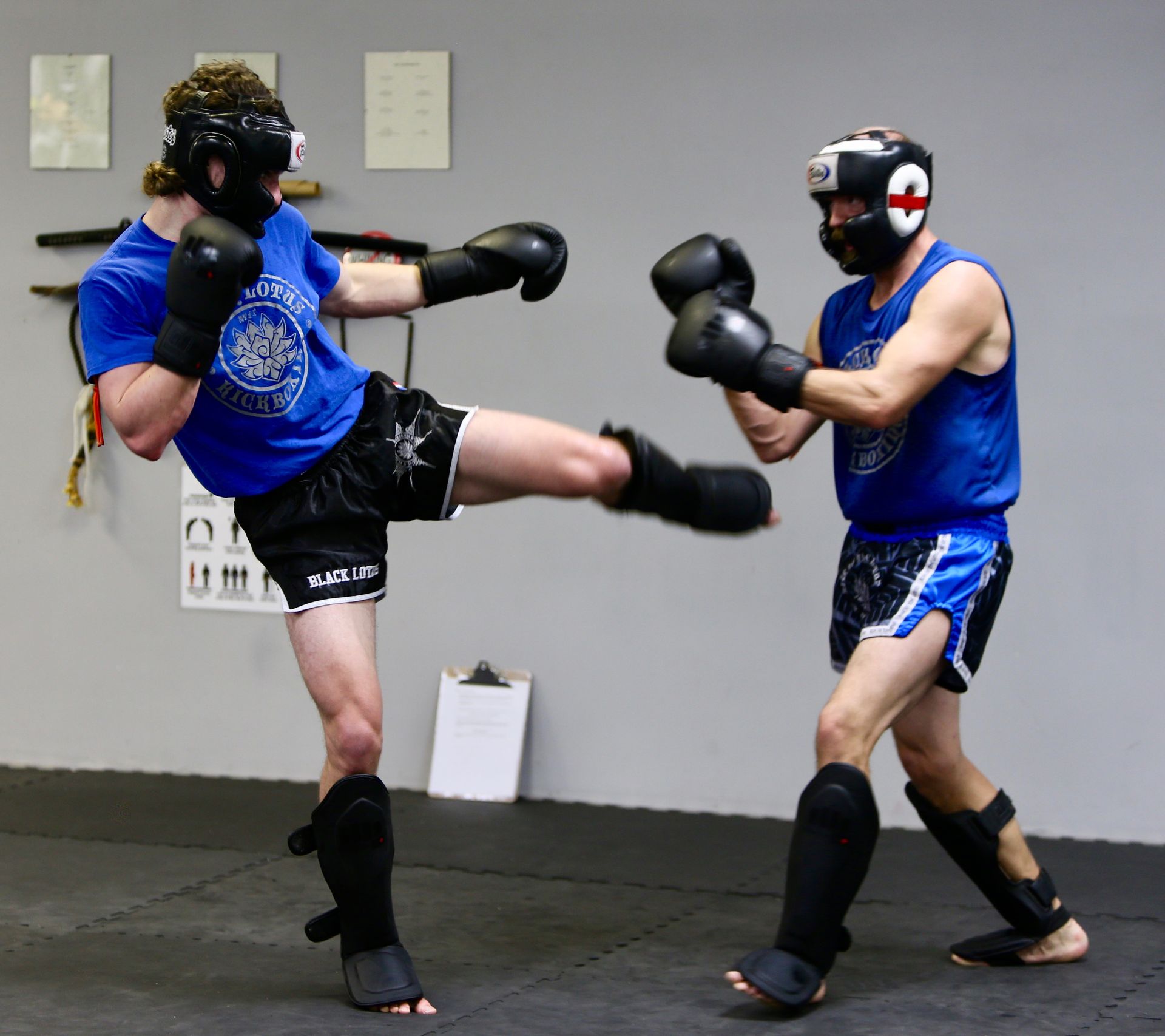 Adult Kickboxing/Muay Thai
