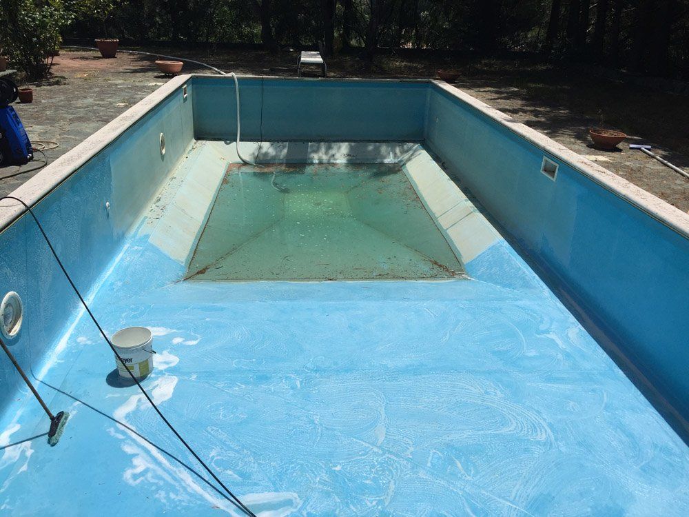 Interventi di manutenzione piscine