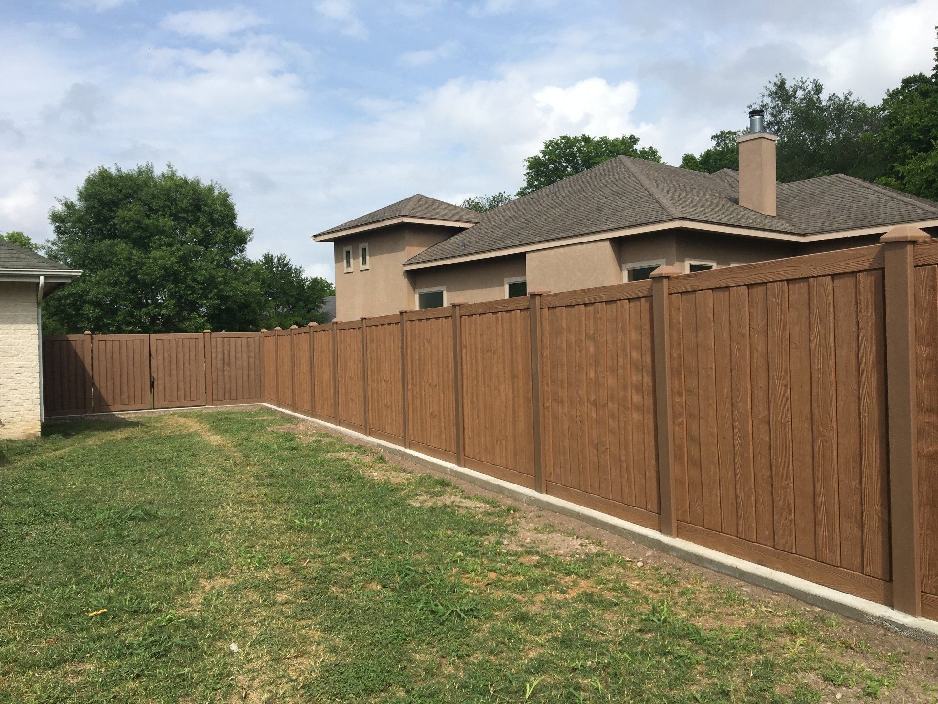 Composite Fence — New Braunfels, TX — Shelton’s Outback Fence Co